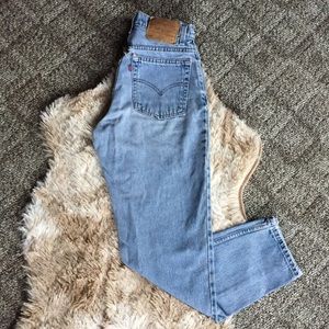 Vintage 550 High waisted Levi’s jeans.